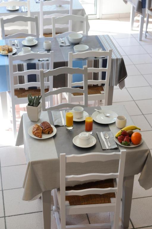Hotel Les Mimosas Argelès-sur-Mer Habitación foto